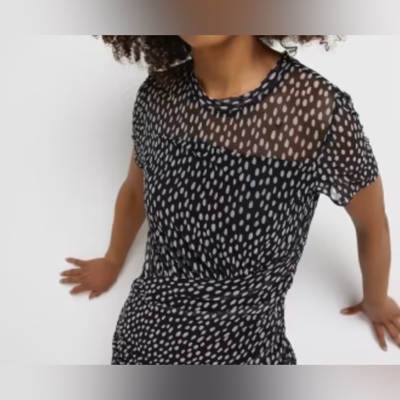 River Island Black and White mesh midi cocktail dress with zipper - Picture 3 of 7